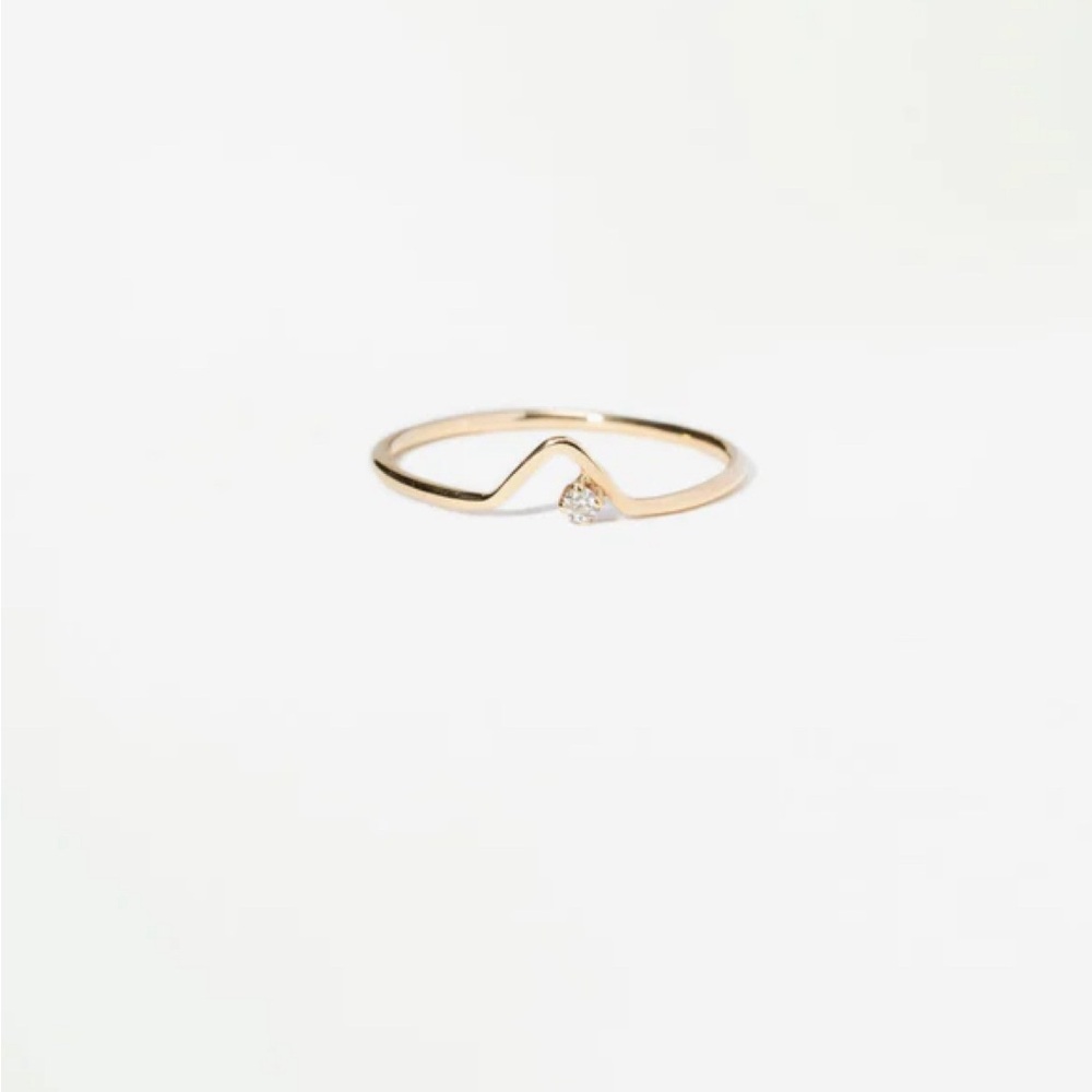 WWAKE TRIANGLE LINEAGE RING